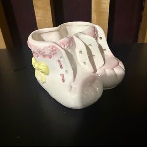 Vintage Relpo T940 Ceramic Baby Bootie Planter - Pink & Yellow Bow, Japan 1950s